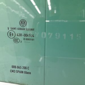Vitre arriere droit VOLKSWAGEN POLO 5 PHASE 1 Essence