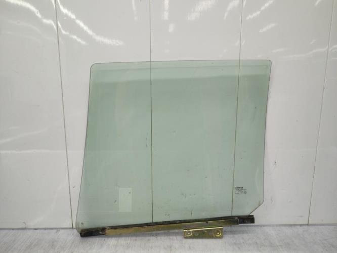 Vitre arriere droit RENAULT CLIO 1 PHASE 2 Diesel