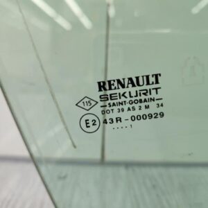 Vitre arriere droit RENAULT LAGUNA 2 PHASE 1 Essence
