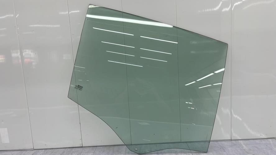 Vitre arriere droit RENAULT VEL SATIS PHASE 1 Diesel