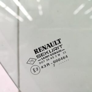 Vitre arriere droit RENAULT MEGANE 2 PHASE 1 Diesel