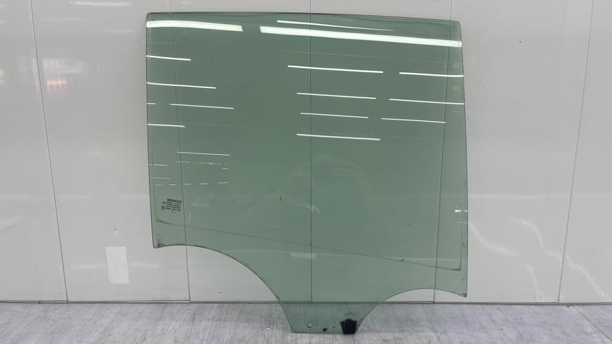 Vitre arriere droit RENAULT MEGANE 2 PHASE 1 Essence
