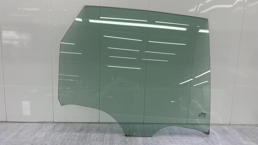 Vitre arriere droit RENAULT GRAND SCENIC 2 PHASE 2 Diesel