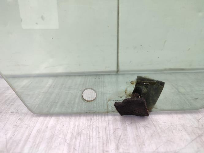 Vitre arriere droit RENAULT SCENIC 2 PHASE 1 Diesel