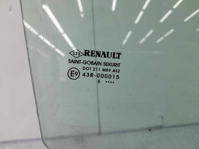 Vitre arriere droit RENAULT MODUS PHASE 1 Diesel