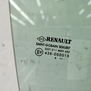 Vitre arriere droit RENAULT MODUS PHASE 1 Diesel