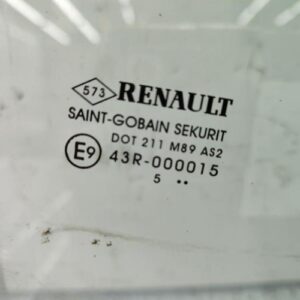 Vitre arriere droit RENAULT MODUS PHASE 1 Diesel