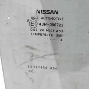 Vitre arriere droit NISSAN JUKE 1 PHASE 1 Diesel