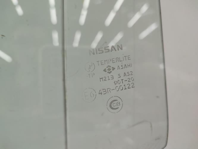 Vitre arriere droit NISSAN X-TRAIL 1 PHASE 1 Diesel