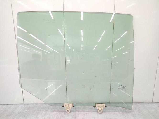 Vitre arriere droit RENAULT MEGANE 3 PHASE 1 Diesel