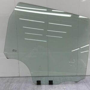 Vitre arriere droit DACIA DUSTER 1 PHASE 1 Ethanol