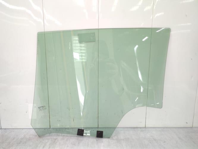 Vitre arriere droit RENAULT CLIO 4 PHASE 1 Diesel
