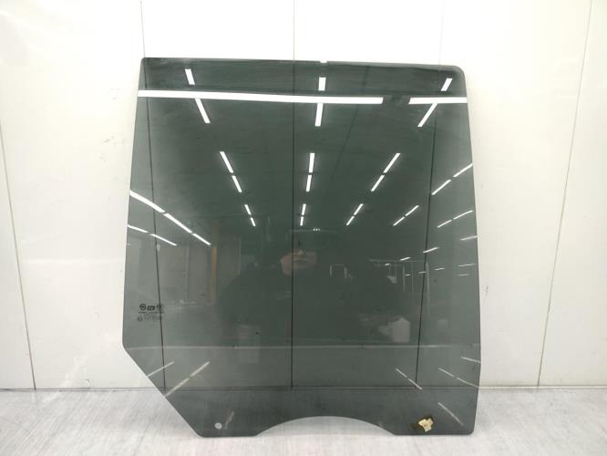 Vitre arriere droit HYUNDAI SANTA FE 1 Diesel