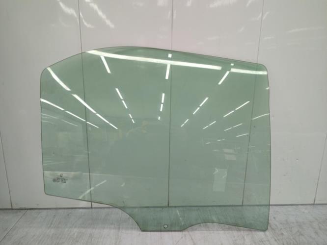 Vitre arriere droit PEUGEOT 406 PHASE 1 Diesel