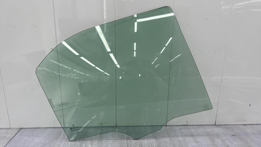 Vitre arriere droit PEUGEOT 406 PHASE 1 Diesel