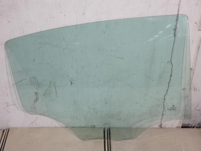 Vitre arriere droit PEUGEOT 208 1 PHASE 1 Diesel