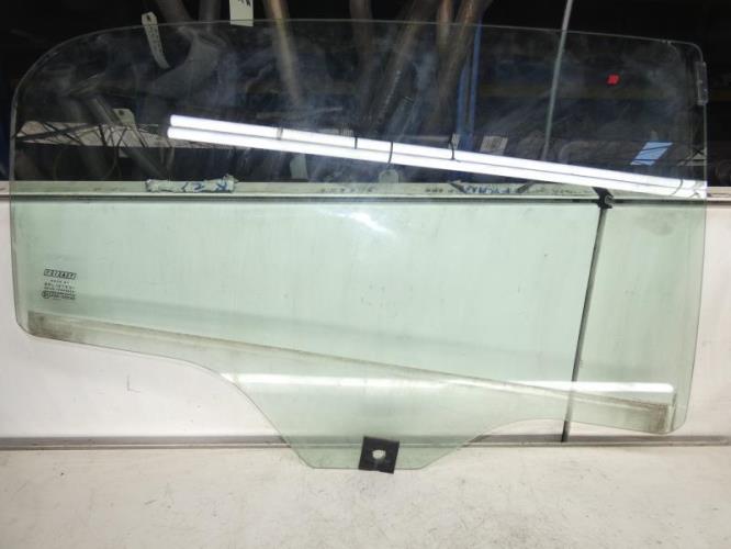 Vitre arriere droit FIAT