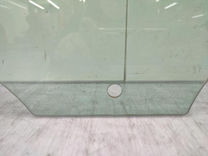 Vitre arriere gauche CITROEN C5 1 PHASE 1 Diesel