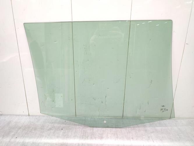 Vitre arriere gauche FORD MONDEO 2 BREAK Essence