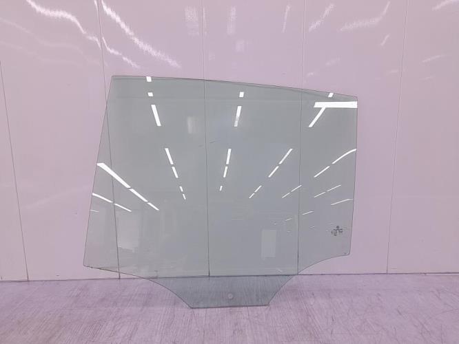 Vitre arriere gauche VOLKSWAGEN GOLF PLUS PHASE 2 Essence