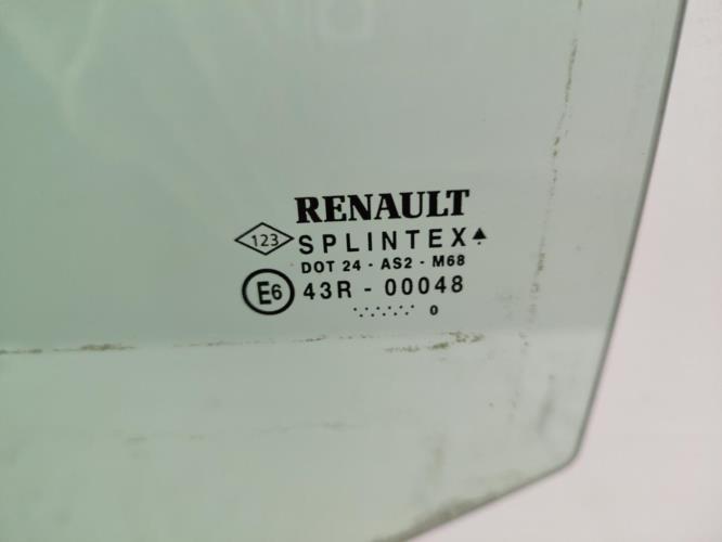 Vitre arriere gauche RENAULT CLIO 2 PHASE 1 Essence