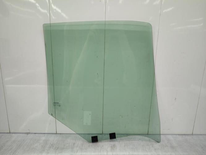 Vitre arriere gauche RENAULT CLIO 2 PHASE 2 Essence