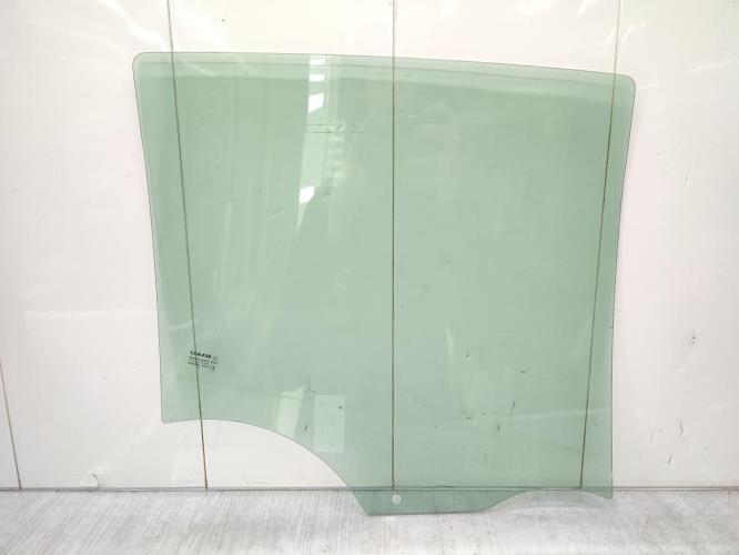 Vitre arriere gauche RENAULT CLIO 3 PHASE 1