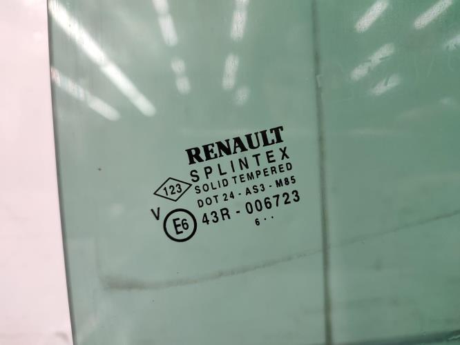 Vitre arriere gauche RENAULT SCENIC 2 PHASE 2 Diesel