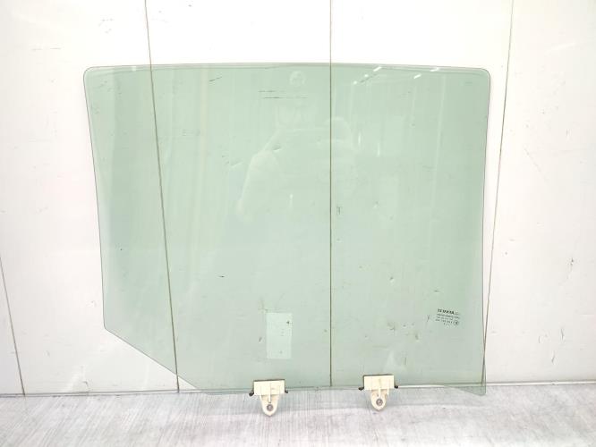 Vitre arriere gauche RENAULT MEGANE 3 PHASE 2 Diesel