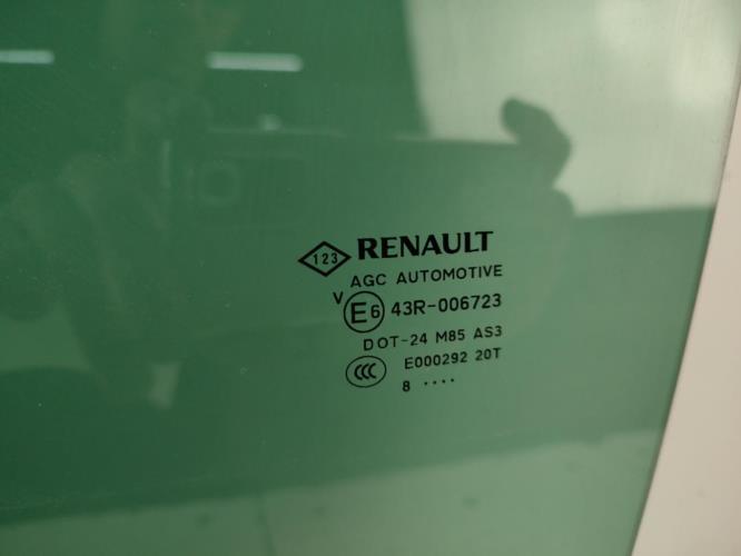Vitre arriere gauche RENAULT SCENIC 3 PHASE 1 Diesel