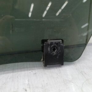 Vitre arriere gauche PEUGEOT 208 1 PHASE 2 Essence