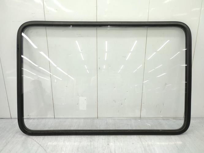 Vitre arriere gauche RENAULT TRAFIC 1 PHASE 1 Essence