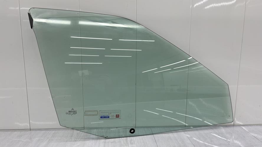 Vitre avant droit CITROEN XANTIA PHASE 1 Diesel