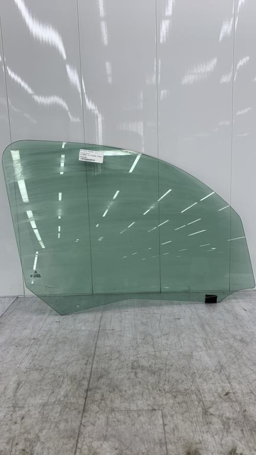 Vitre avant droit CITROEN C3 PICASSO PHASE 1 Diesel