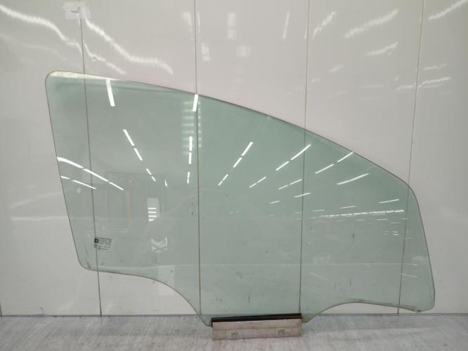 Vitre avant droit OPEL CORSA D PHASE 1 Diesel
