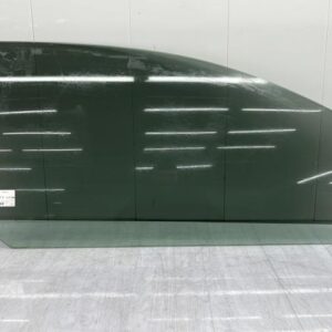 Vitre avant droit VOLKSWAGEN GOLF 5 Essence