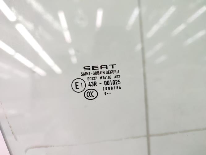 Vitre avant droit SEAT EXEO Diesel