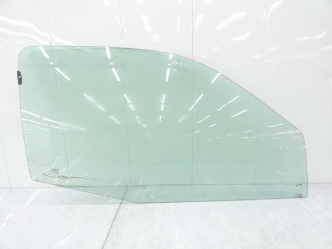 Vitre avant droit RENAULT CLIO 2 PHASE 1 Essence