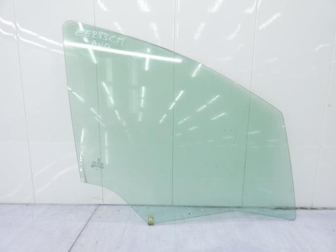 Vitre avant droit PEUGEOT 307 PHASE 1 BREAK Diesel