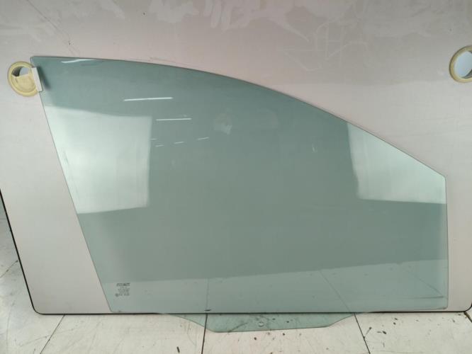 Vitre avant droit FIAT MULTIPLA PHASE 1 Diesel