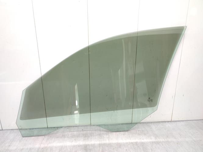 Vitre avant droit BMW SERIE 5 E60 PHASE 2 Diesel