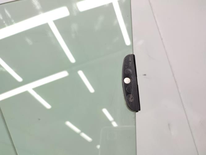 Vitre avant droit RENAULT CLIO 2 CAMPUS PHASE 1 Diesel