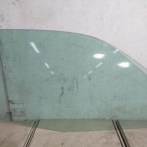 Vitre avant droit RENAULT CLIO 2 PHASE 1 Essence