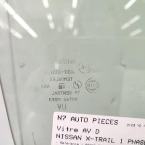 Vitre avant droit NISSAN X-TRAIL 1 PHASE 1 Diesel