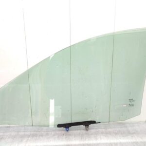 Vitre avant droit NISSAN ALMERA TINO PHASE 2 Essence