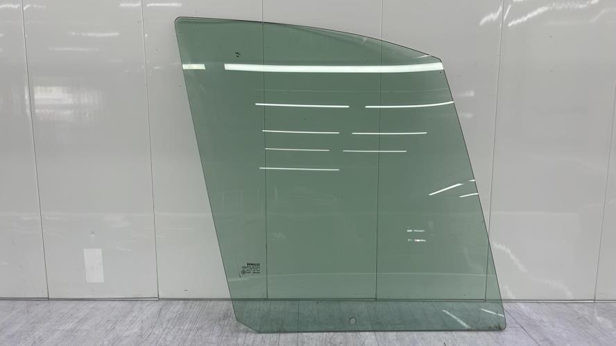 Vitre avant droit RENAULT SCENIC 1 PHASE 2 Essence