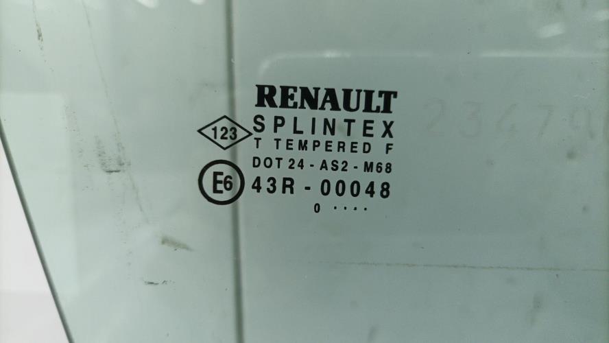 Vitre avant droit RENAULT SCENIC 1 PHASE 2 Diesel