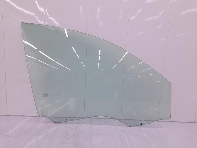 Vitre avant droit RENAULT MEGANE 2 PHASE 1 Diesel