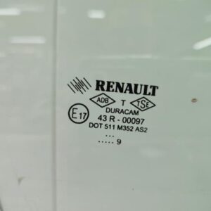 Vitre avant droit RENAULT CLIO 3 PHASE 1 BREAK Diesel
