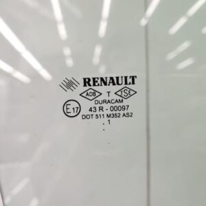 Vitre avant droit RENAULT CLIO 3 PHASE 2 Diesel